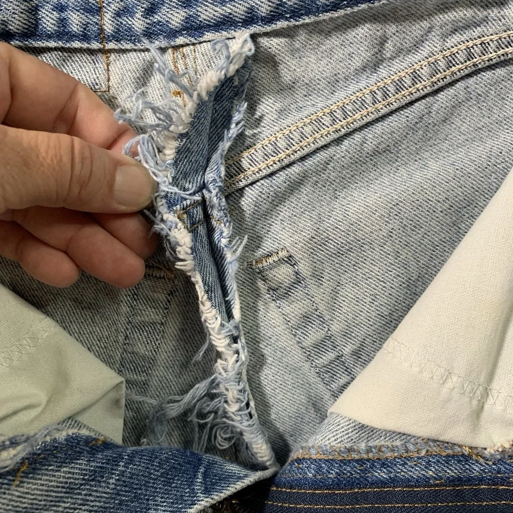 Levis these levi